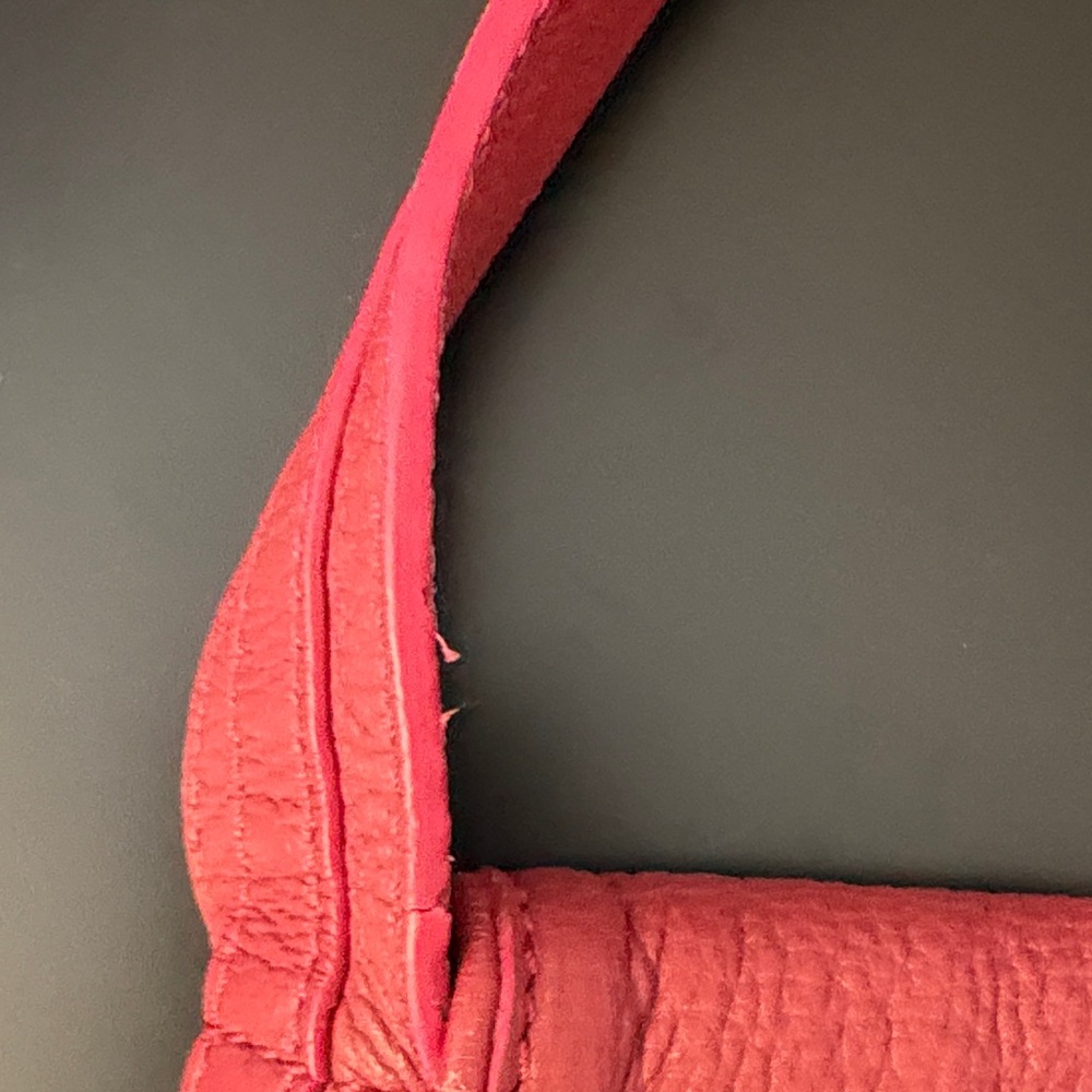 Marc By Marc Jacobs Deep Fuschia Pebbled Leather Crossbody - Picture 9 of 16
